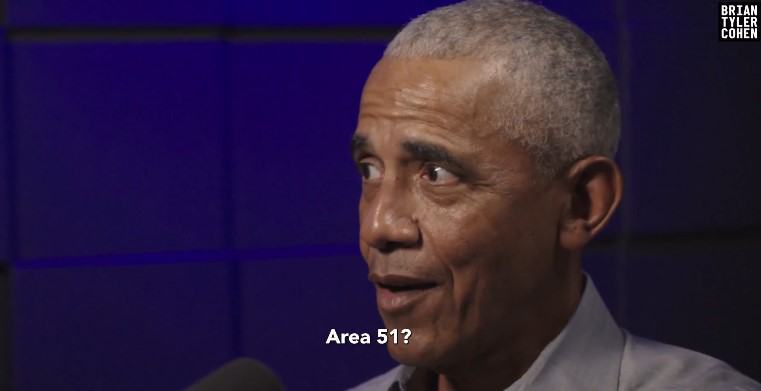 ترامب يتهم أوباما بتسريب أسرار «المنطقة 51».. هل توجد كائنات فضائية حقًا؟